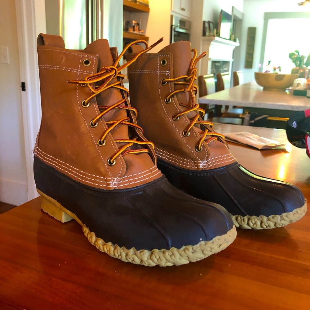LLBean classic Bean boot size 9